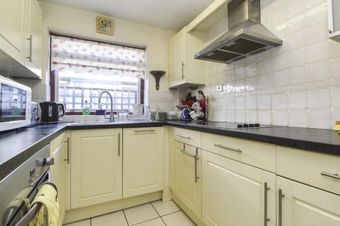 2 bedroom detached house for sale, Orwell Close, Bedford MK41