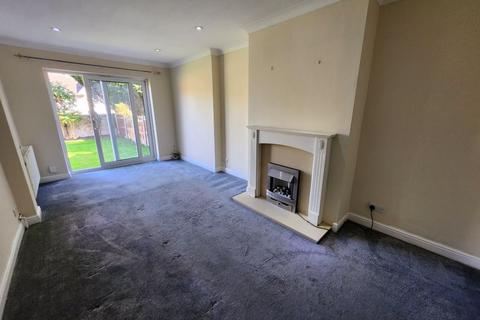 3 bedroom semi-detached house to rent, The Broadway, Dudley DY1