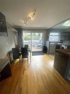 43 Deepfield Way, Coulsdon, CR5 2SZ
