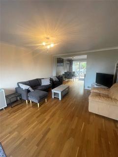 43 Deepfield Way, Coulsdon, CR5 2SZ