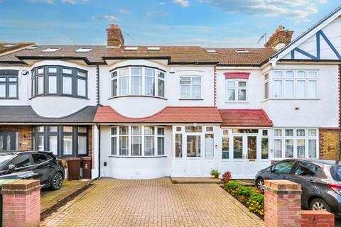 27 Waverley Avenue, London, E4 8HS