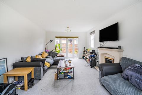 undefined, Berkeley Avenue, Reading, Berkshire