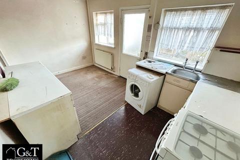 3 bedroom end of terrace house for sale, Cotterills Road, Tipton