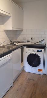 2 bedroom flat to rent, Bader Close, Kenley Station