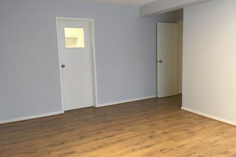 2 bedroom flat to rent, Bader Close, Kenley Station