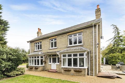 5 bedroom detached house for sale, Station Road, Longstanton CB24