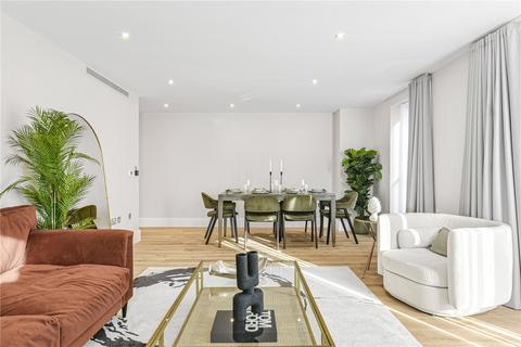 4 bedroom apartment to rent, Baker Street, London, NW1
