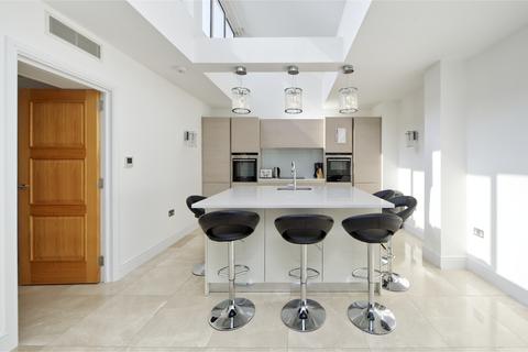 16 York Terrace West, London, NW1 4QA