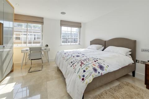 16 York Terrace West, London, NW1 4QA