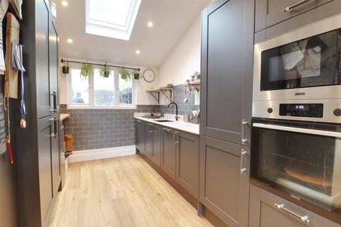 7 bedroom terraced house for sale, Furze Hill Road, Ilfracombe, Devon, EX34