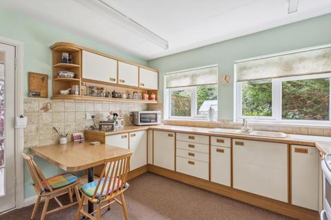 11 Grayburn Close, Chalfont St Giles, HP8 4NZ