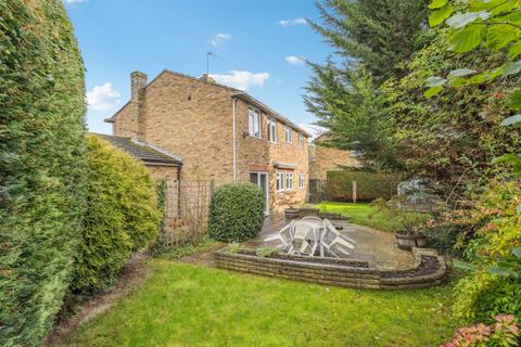 11 Grayburn Close, Chalfont St Giles, HP8 4NZ