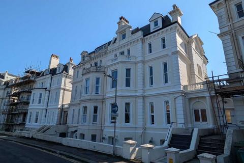 2 bedroom apartment to rent, Augusta Gardens, Kent CT20