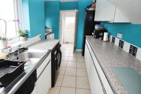 92 Broadway, Dunscroft, Doncaster, DN7 4AL