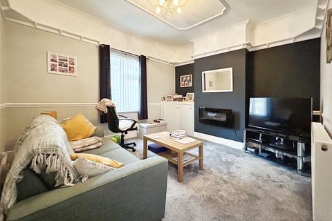 2 bedroom end of terrace house to rent, Glengate, Leicestershire LE18