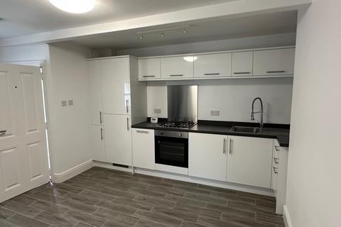 2 bedroom apartment to rent, Apt 3,Stocks Lane, Halifax, HX2 6PR