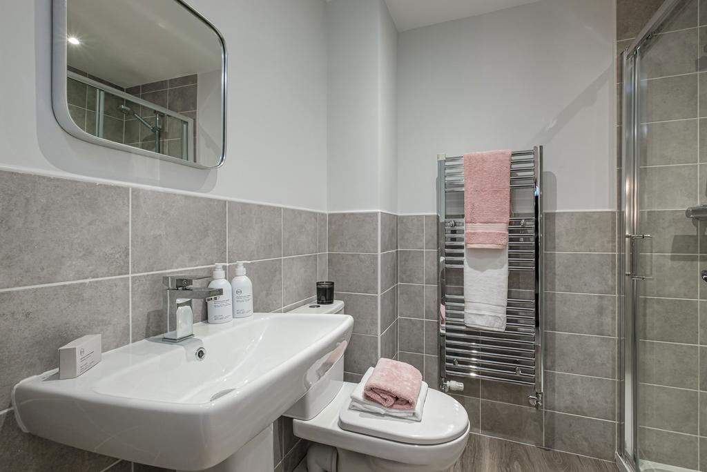 Interior view of the en suite in our 4 bed...