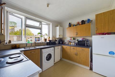 2 bedroom flat for sale, Hyde Park Road, Southsea PO5