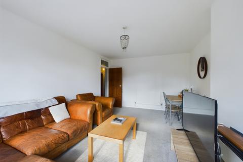 2 bedroom flat for sale, Hyde Park Road, Southsea PO5