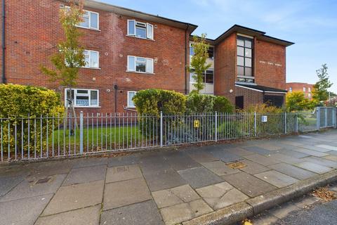 2 bedroom flat for sale, Hyde Park Road, Southsea PO5