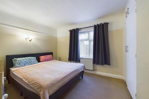 2 bedroom flat for sale, Northern Parade, Portsmouth PO2