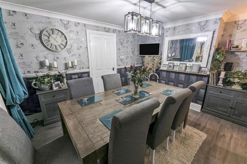 103 Blake Road, Corby, NN18 9LW
