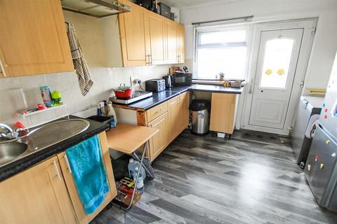 3 bedroom terraced house for sale, Honister Place, Newton Aycliffe