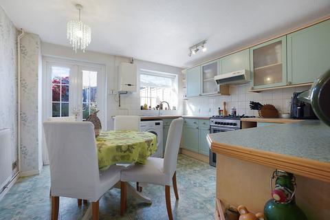 2 bedroom end of terrace house for sale, Birkhall Close, Chatham ME5