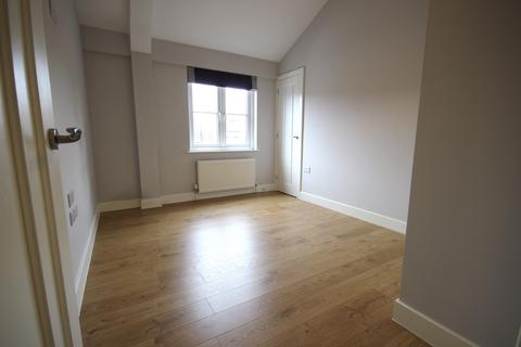 1 bedroom apartment to rent, Crown Yard, Billericay