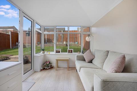 36 Hillshaw Crescent, Rochester, ME2 2PT