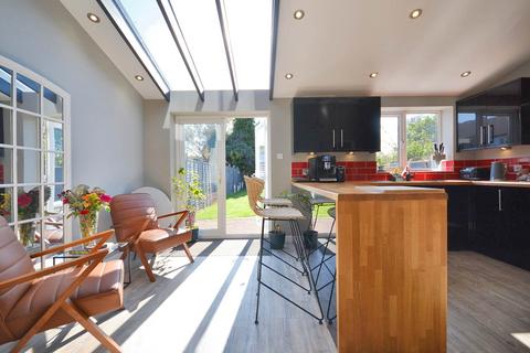 386 Gloucester Road, Cheltenham, GL51 7AS