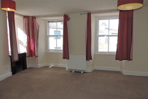 1 bedroom in a house share to rent, Market Place, Kendal