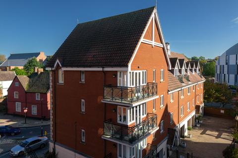 Neptune Square, Ipswich IP4