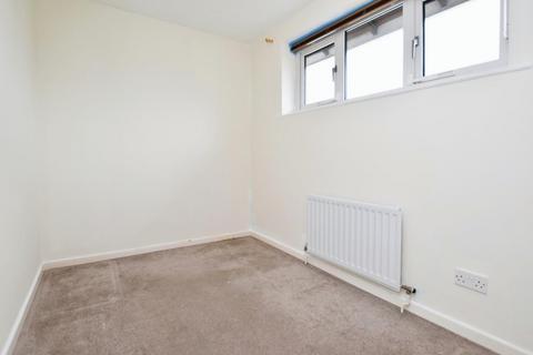 5 Acorn Grove, Bristol, BS13 8AW