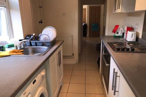 3 bedroom house to rent, Station Street, Leicestershire LE11