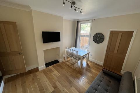 3 bedroom house to rent, George Street, Loughborough LE11