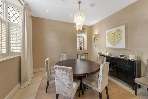 3 bedroom terraced house for sale, De Vere Cottages, Kensington, London