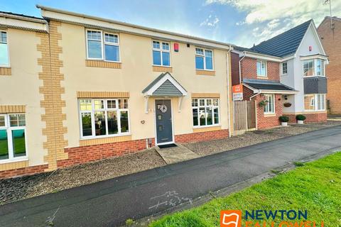 4 bedroom semi-detached house for sale, Kings Walk, Mansfield, NG18