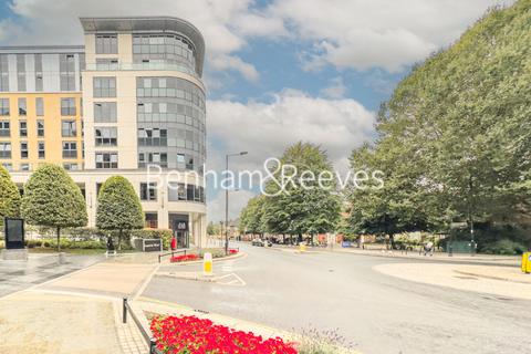 2 bedroom apartment to rent, Townmead Road, Imperial Wharf SW6