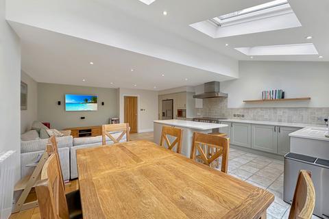 43 Branksome Avenue, Stanford-le-hope, SS17 8BD
