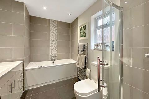 43 Branksome Avenue, Stanford-le-hope, SS17 8BD