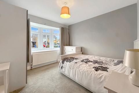 43 Branksome Avenue, Stanford-le-hope, SS17 8BD