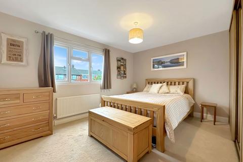 43 Branksome Avenue, Stanford-le-hope, SS17 8BD