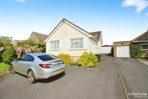 3 bedroom detached bungalow to rent, The Street, Swindon SN5