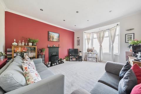 3 bedroom flat for sale, Northwood,  Middlesex,  HA6