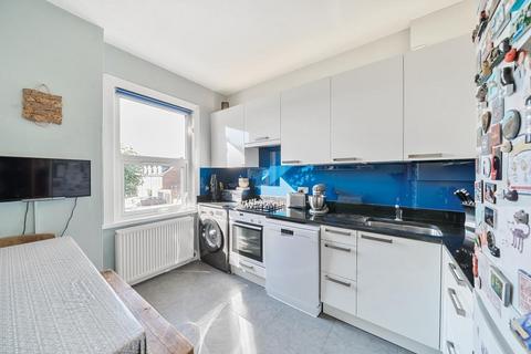 3 bedroom flat for sale, Northwood,  Middlesex,  HA6