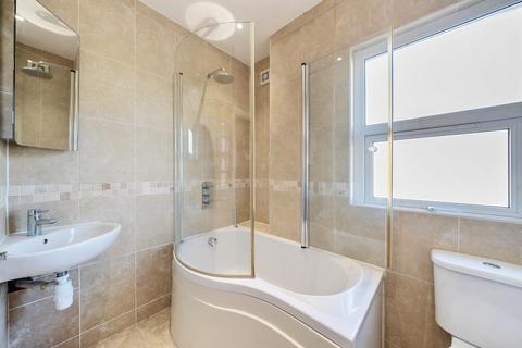 3 bedroom flat for sale, Northwood,  Middlesex,  HA6