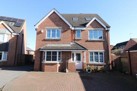 5 bedroom detached house for sale, Fern View, Gomersal, Cleckheaton, West Yorkshire, BD19