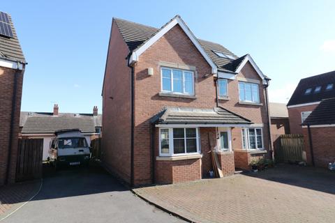 5 bedroom detached house for sale, Fern View, Gomersal, Cleckheaton, West Yorkshire, BD19