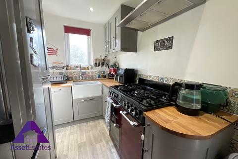 4 bedroom end of terrace house for sale, Woodland Terrace, Aberbeeg, Abertillery, NP13 2EW